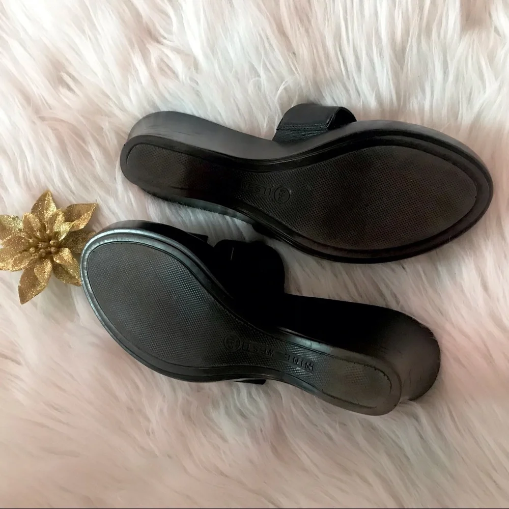Nine West Y2K Perk Me Up Leather Slide Wedge Black Sandal Size 6.5 - Picture 4 of 7